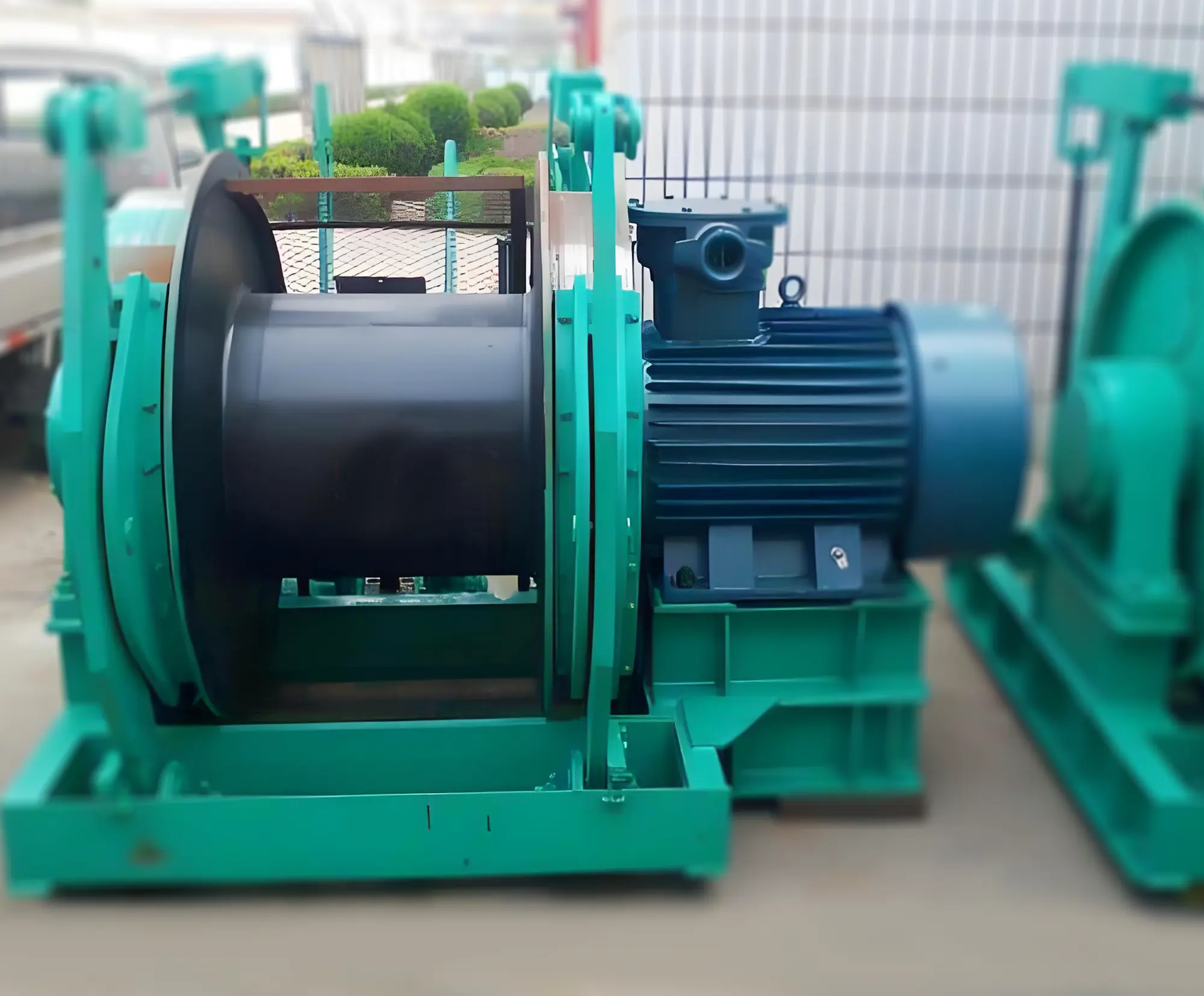Hydraulic dispatch winch